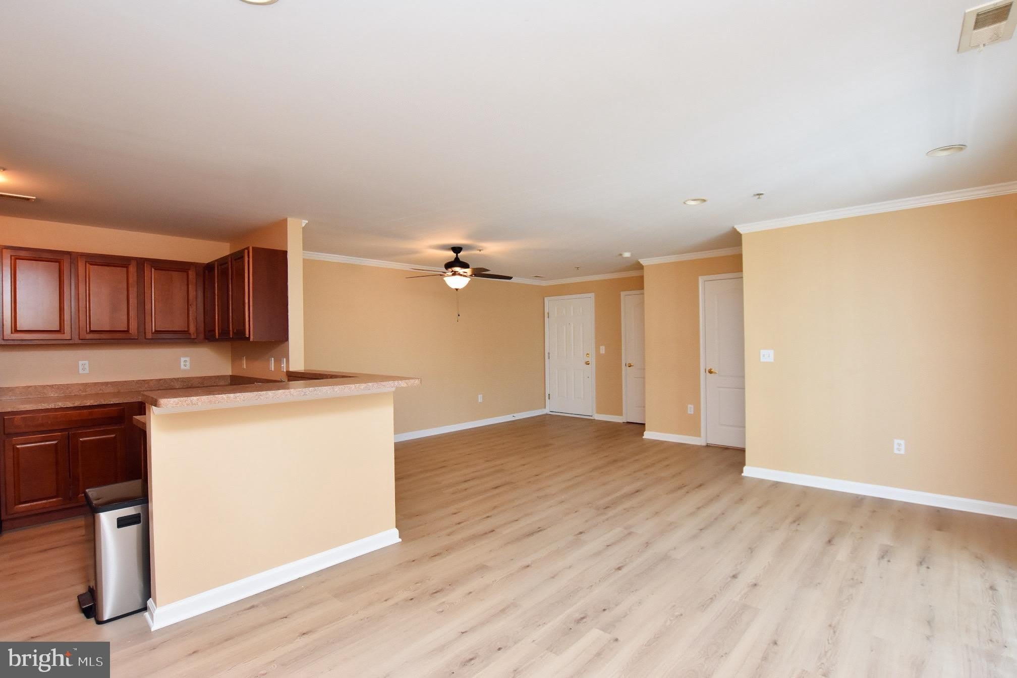 342 NICHOLAS – photo 5