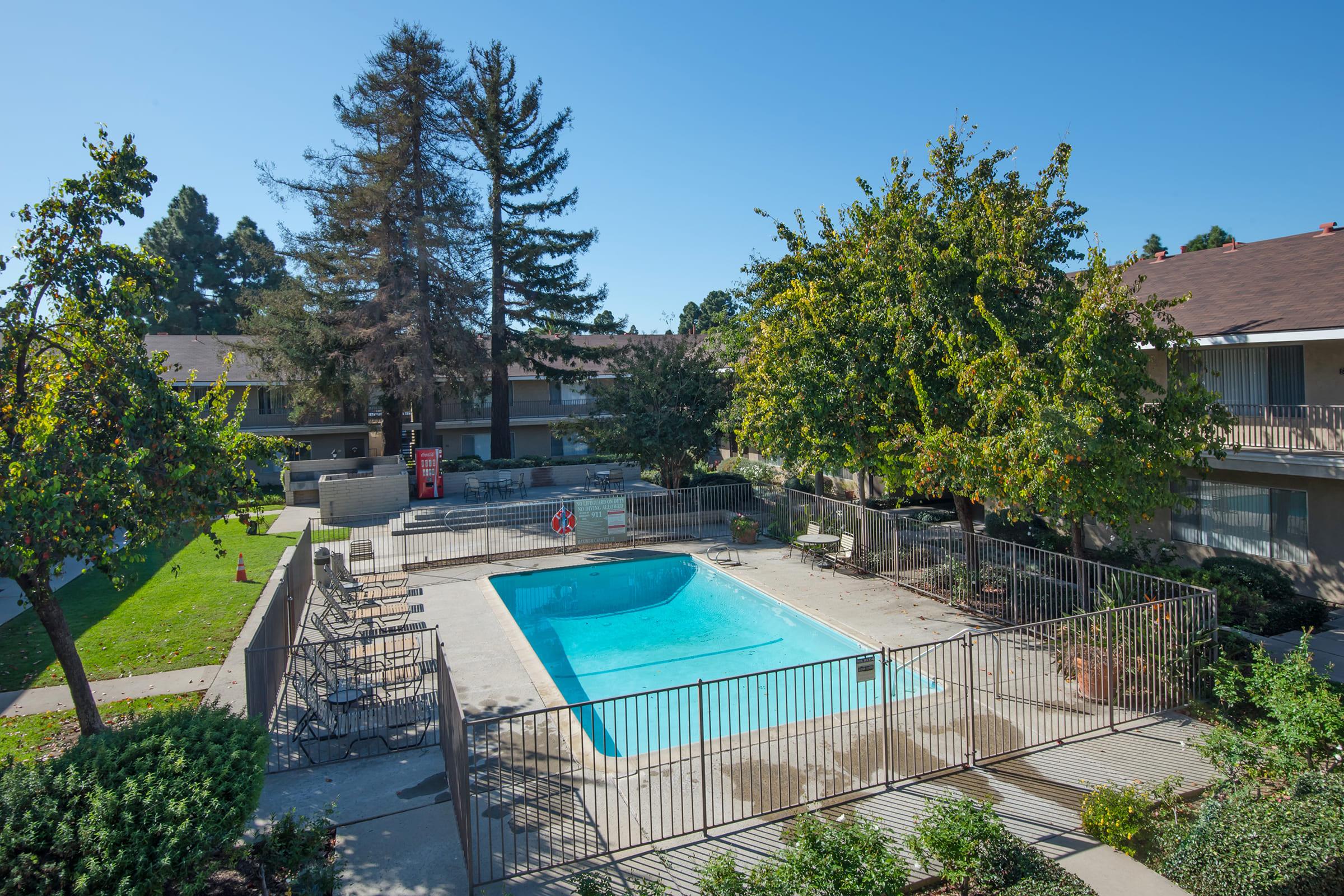 Ventura Beach Luxury Apartments – photo 5