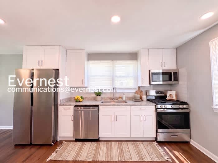 8713 Rhode Island Avenue – photo 2