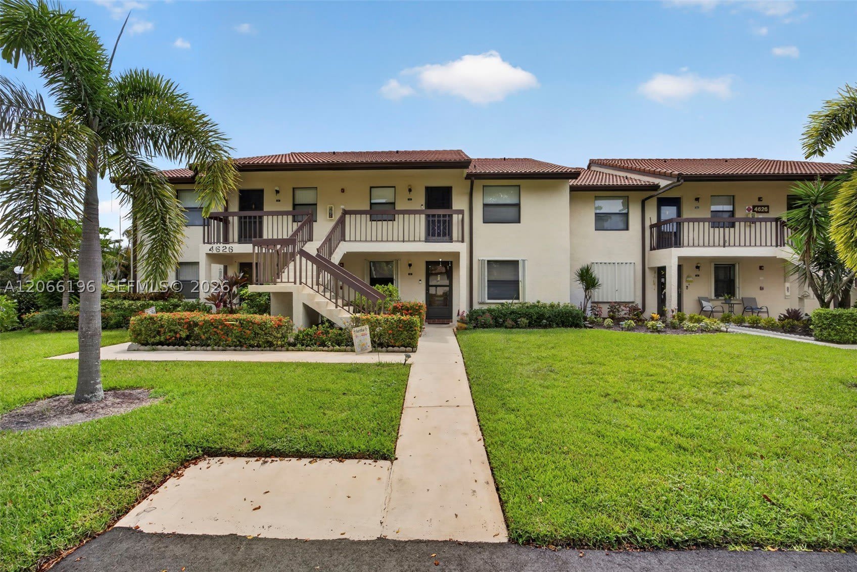 4626 Lucerne Lakes Blvd E – photo 1