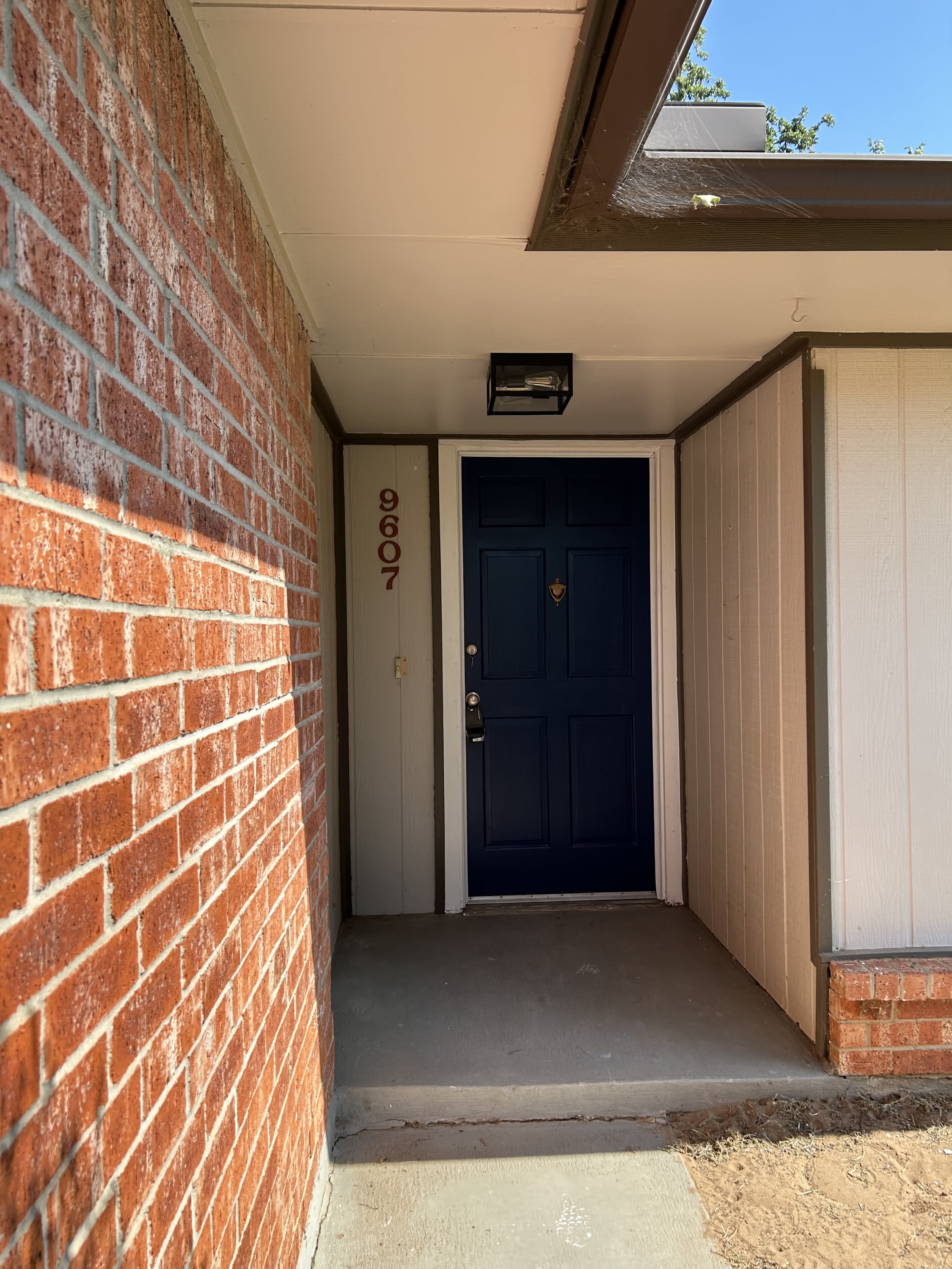 9607 Northeast 4th Street – photo 3