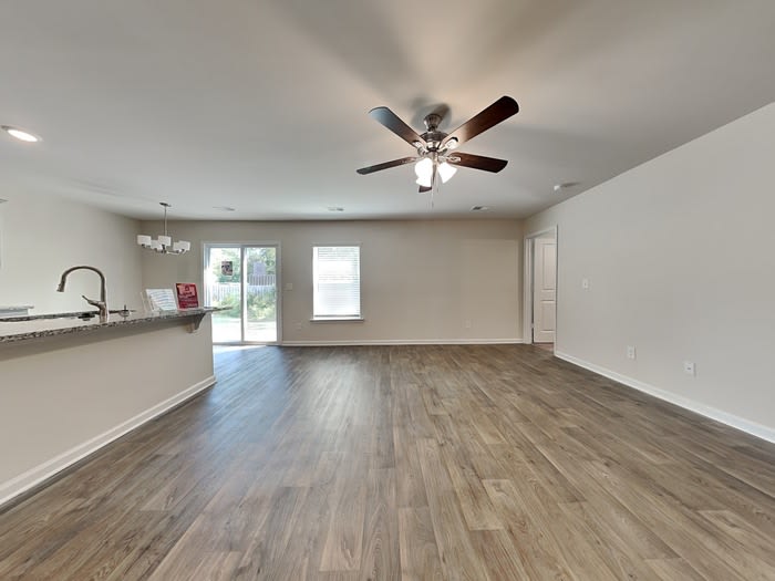 310 Flushing Bay Ct – photo 4