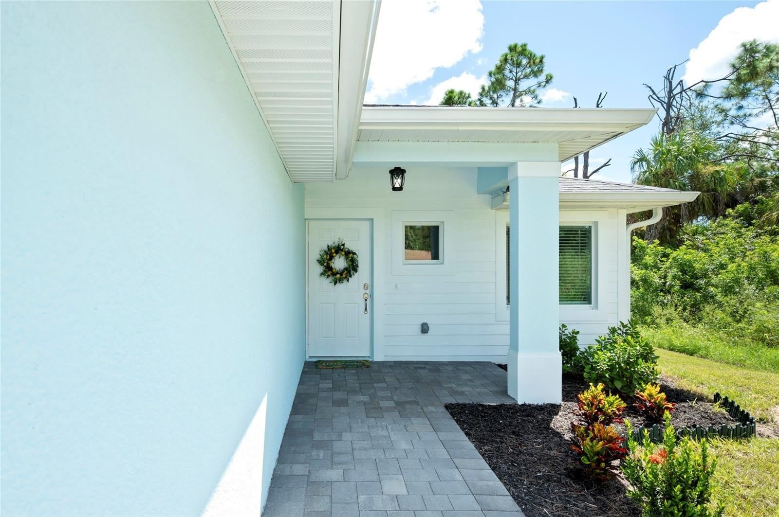 2098 COMO Street – photo 2