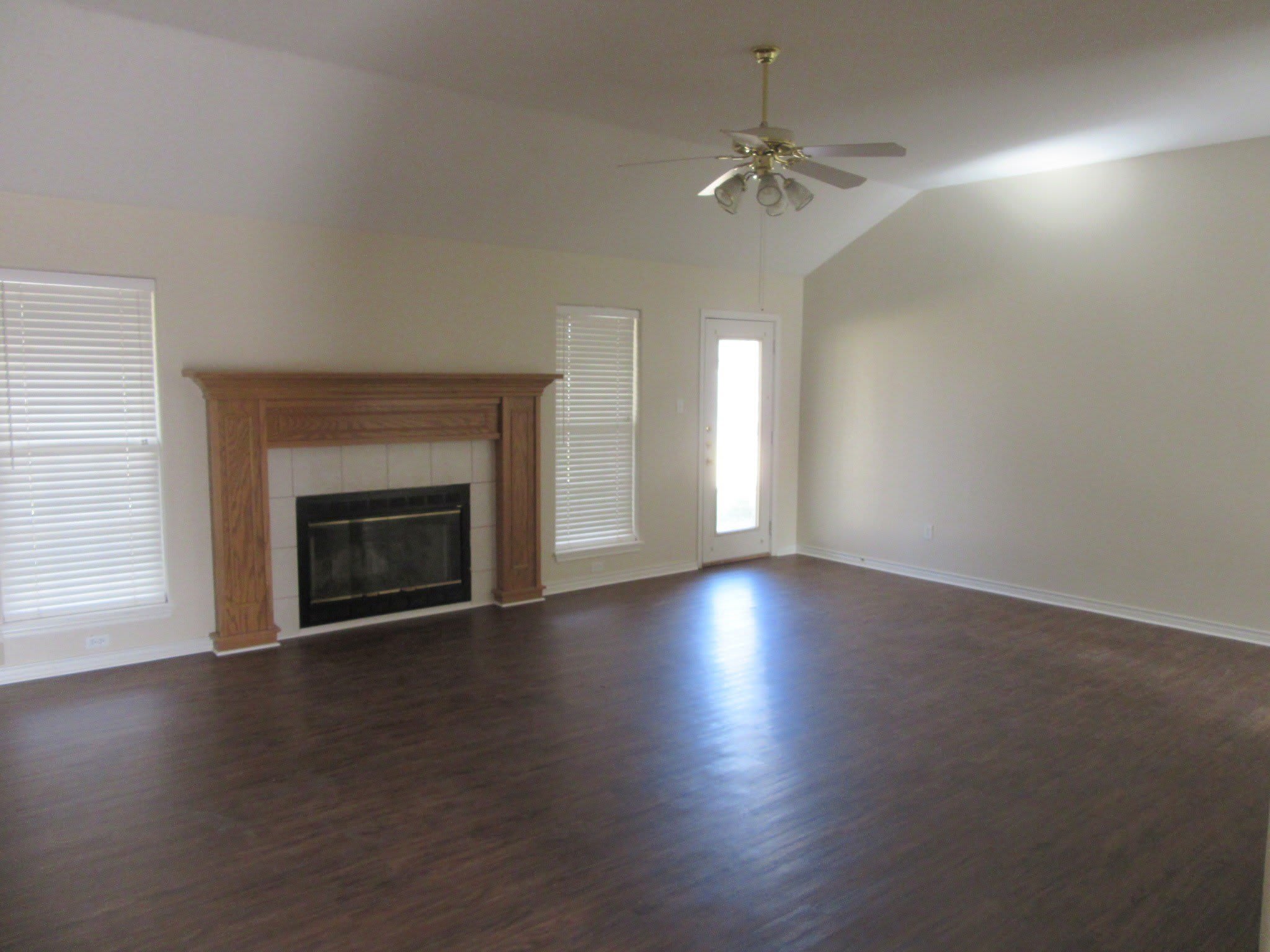 5280 Western Plains Avenue – photo 3