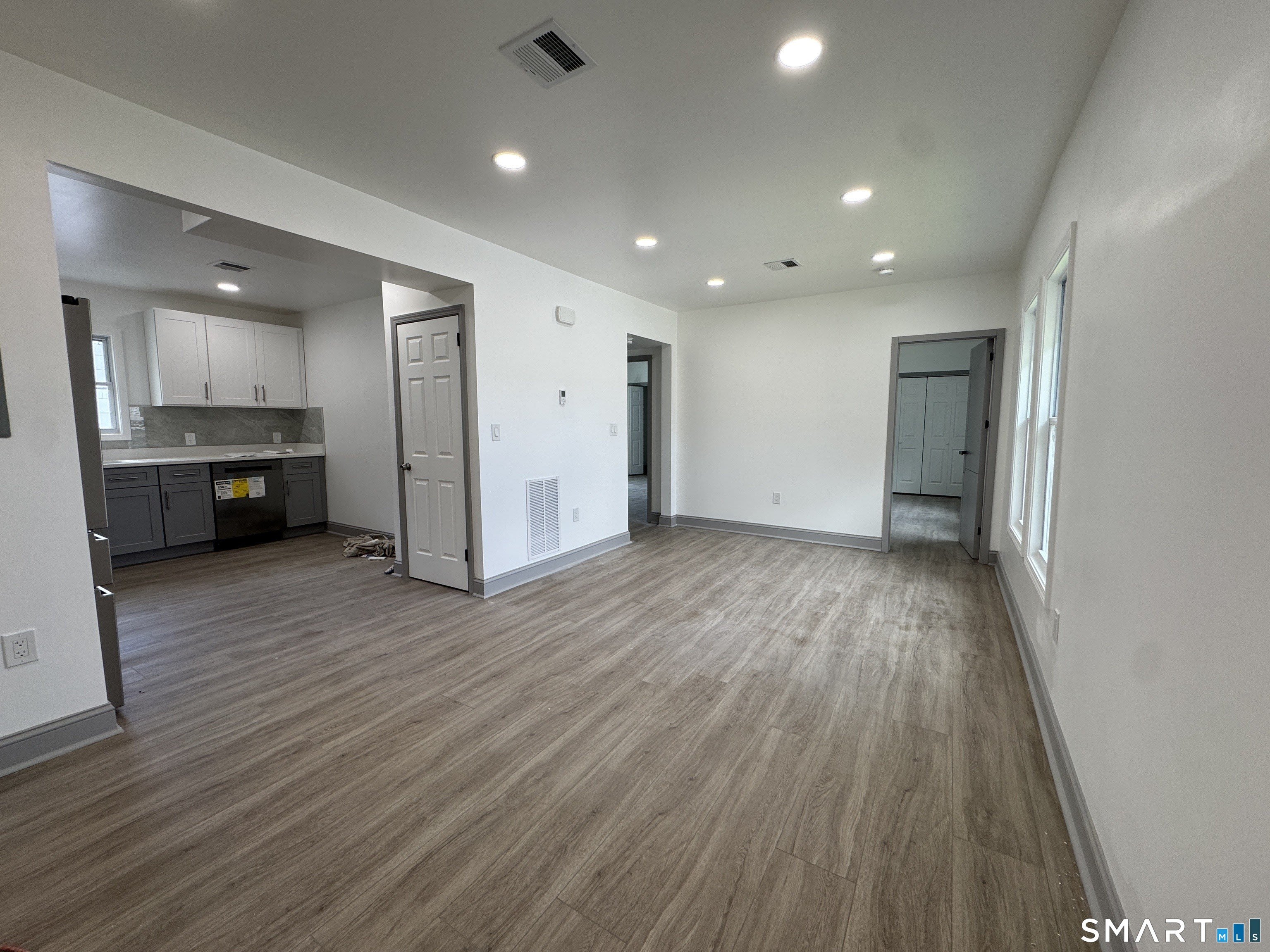 128 Jewett Street – photo 1