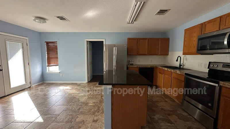 13105 Lofton Cliff Dr – photo 4