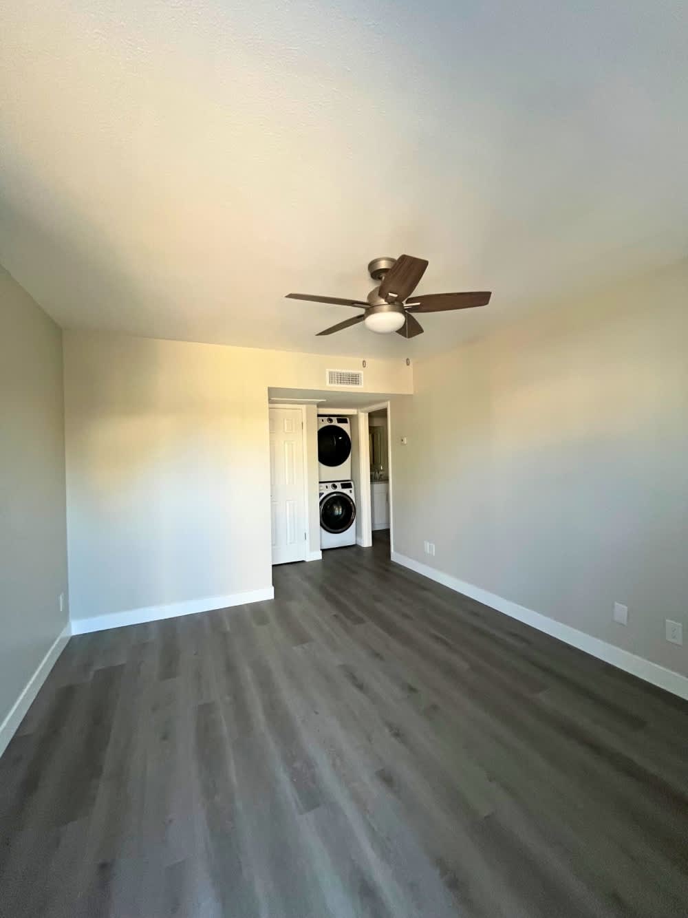 East Vista – photo 3