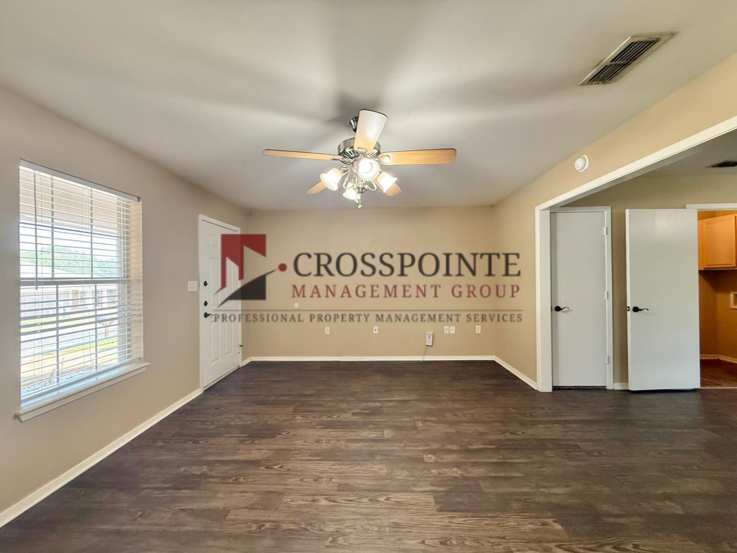 Spacious 3 Bedroom in Whitehouse! – photo 2