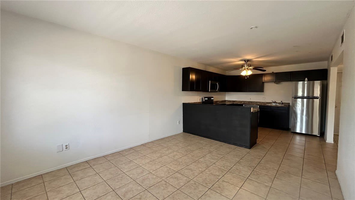 1004 Austin Street – photo 4