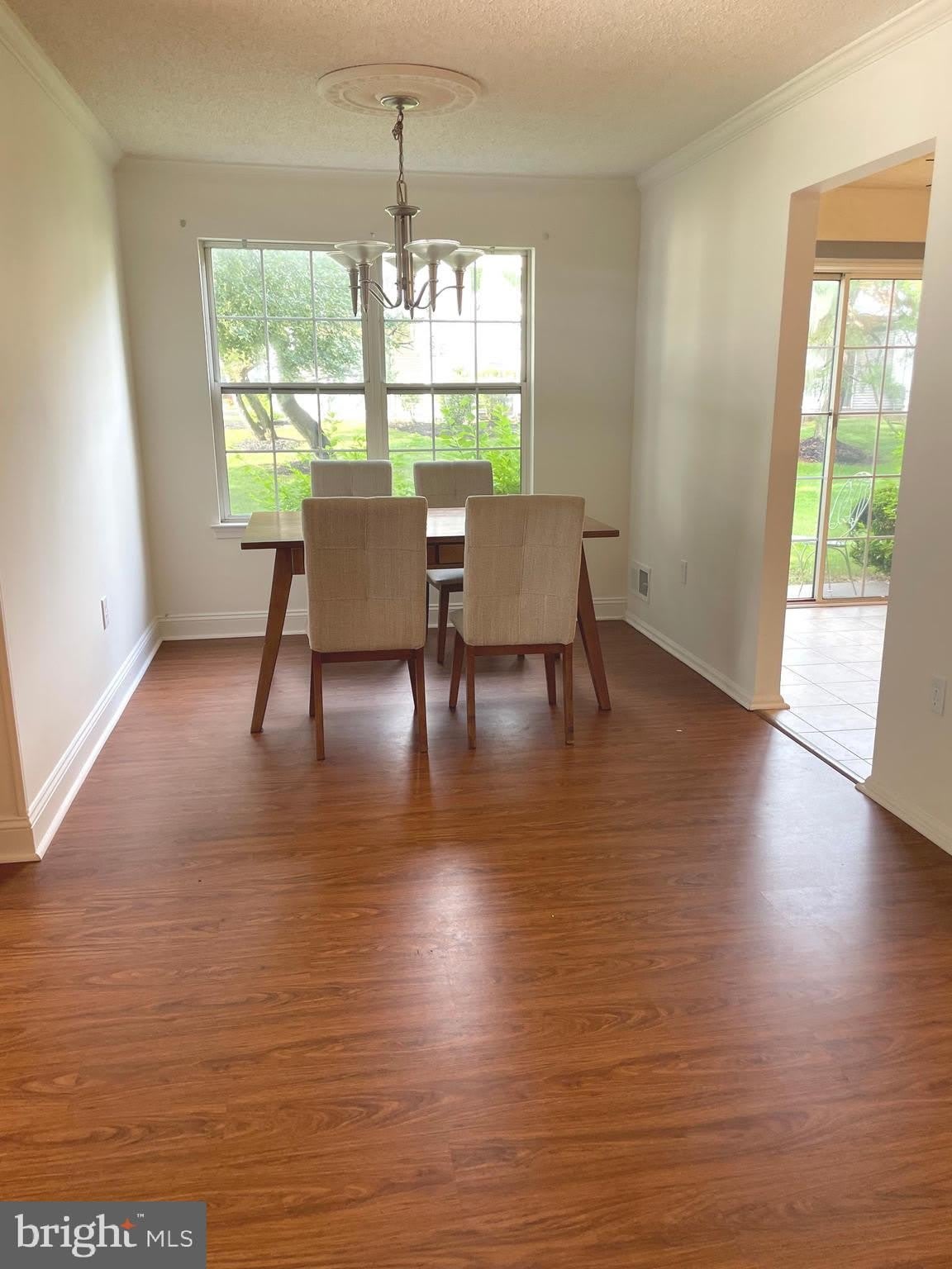 62 Gregory Lane – photo 5