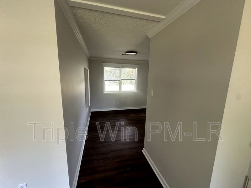 602 Southwest 2nd St – photo 5