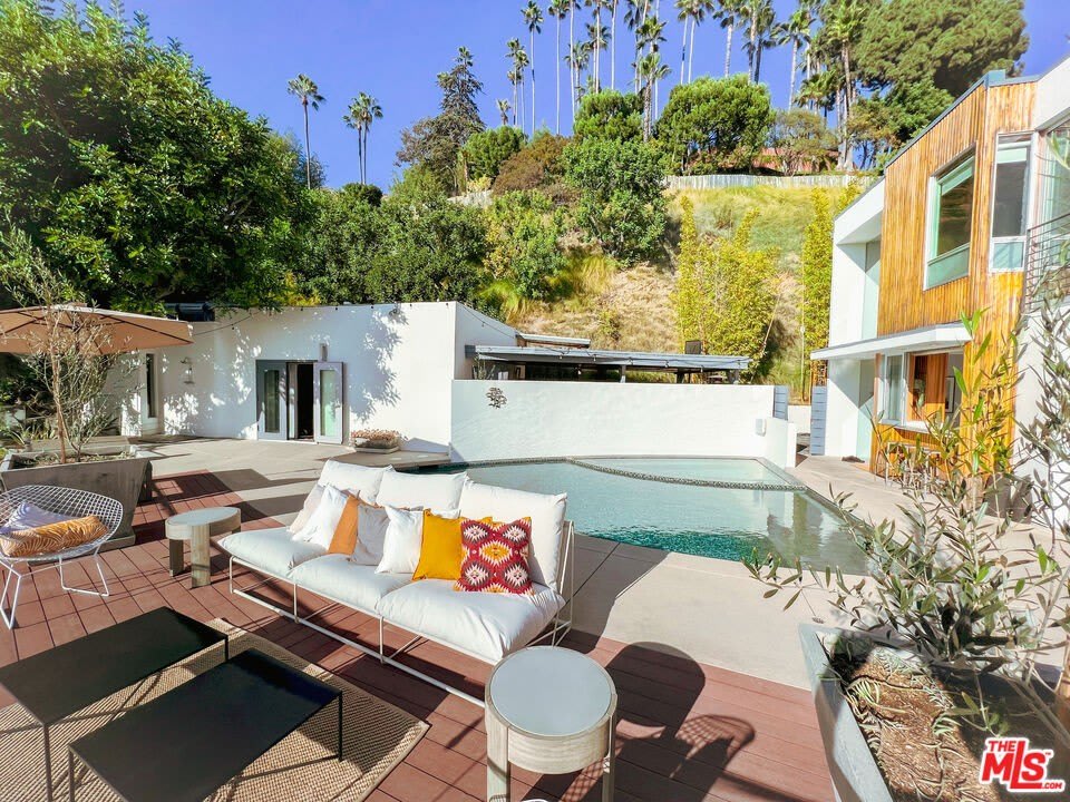 7650 Curson Ter – photo 3