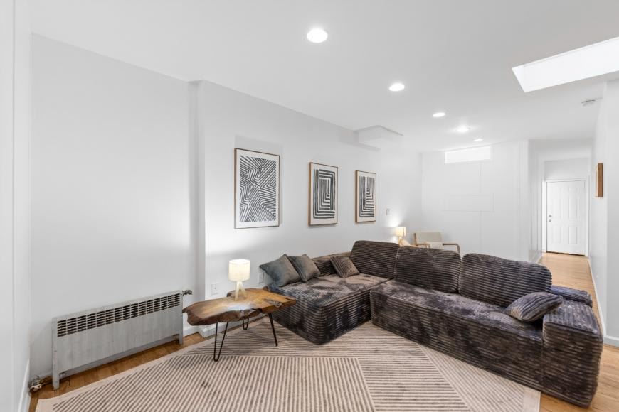 105 First Avenue – photo 2