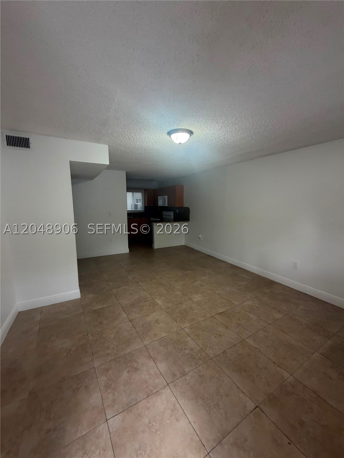 1650 W 44th Pl – photo 4