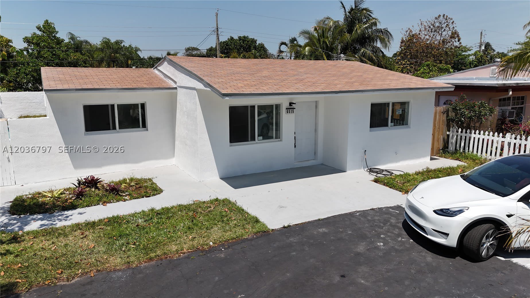 6515 SW 20th Ct – photo 1