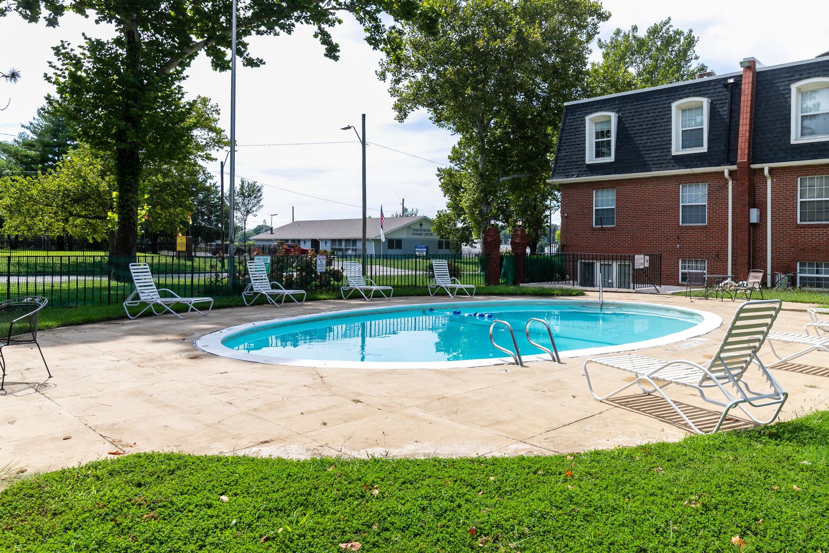 Apartment in North Kansas City – photo 2
