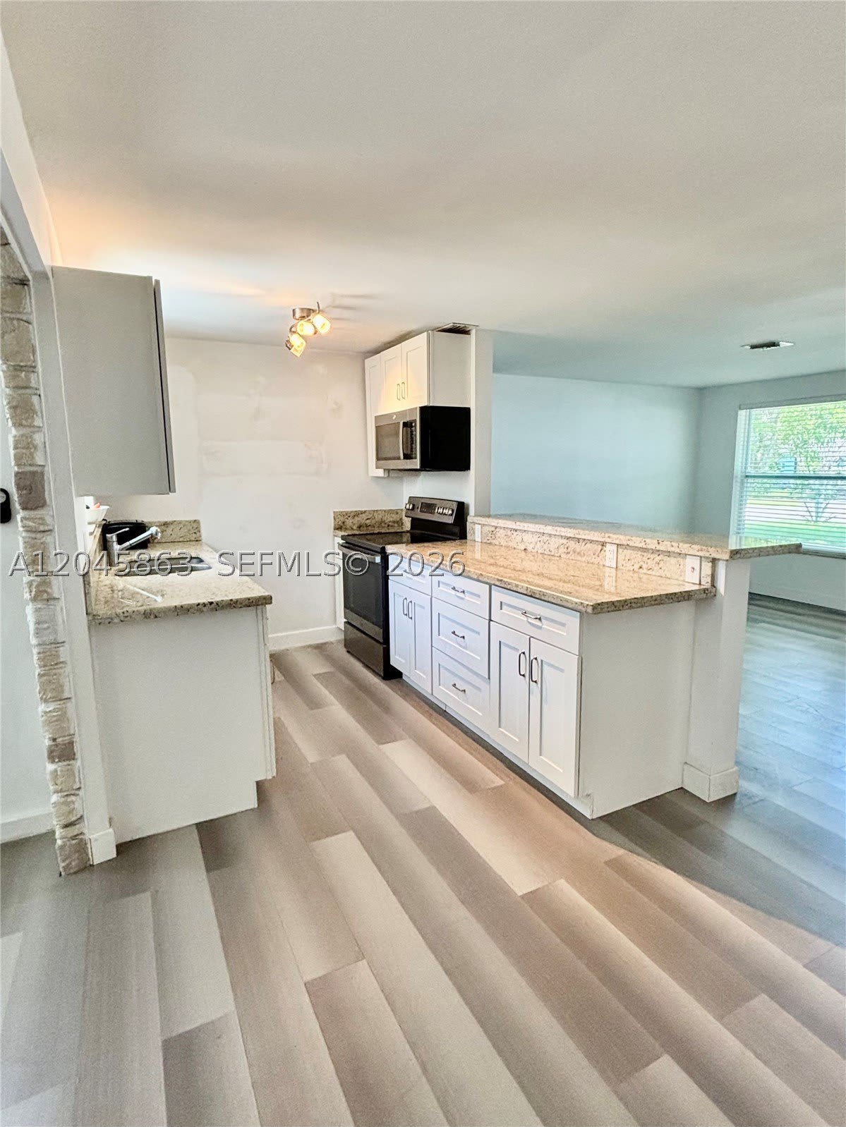 5809 Sullivan Rd – photo 5