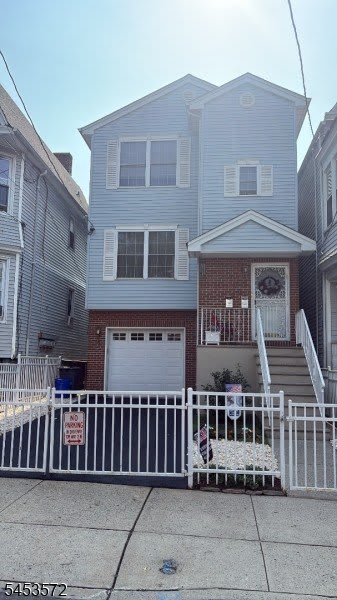 64 Isabella Ave – photo 1