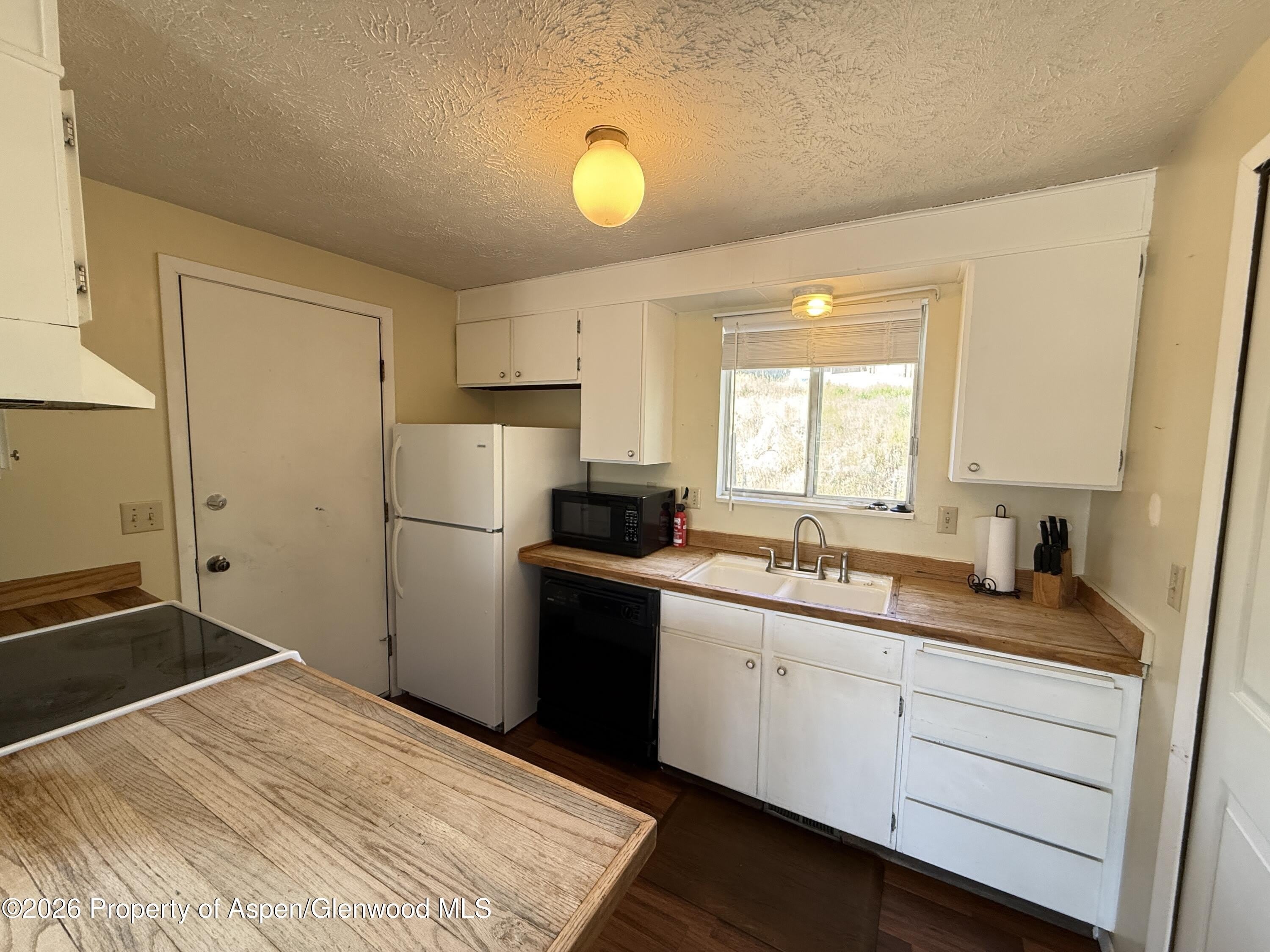 1160 Yampa Avenue – photo 3