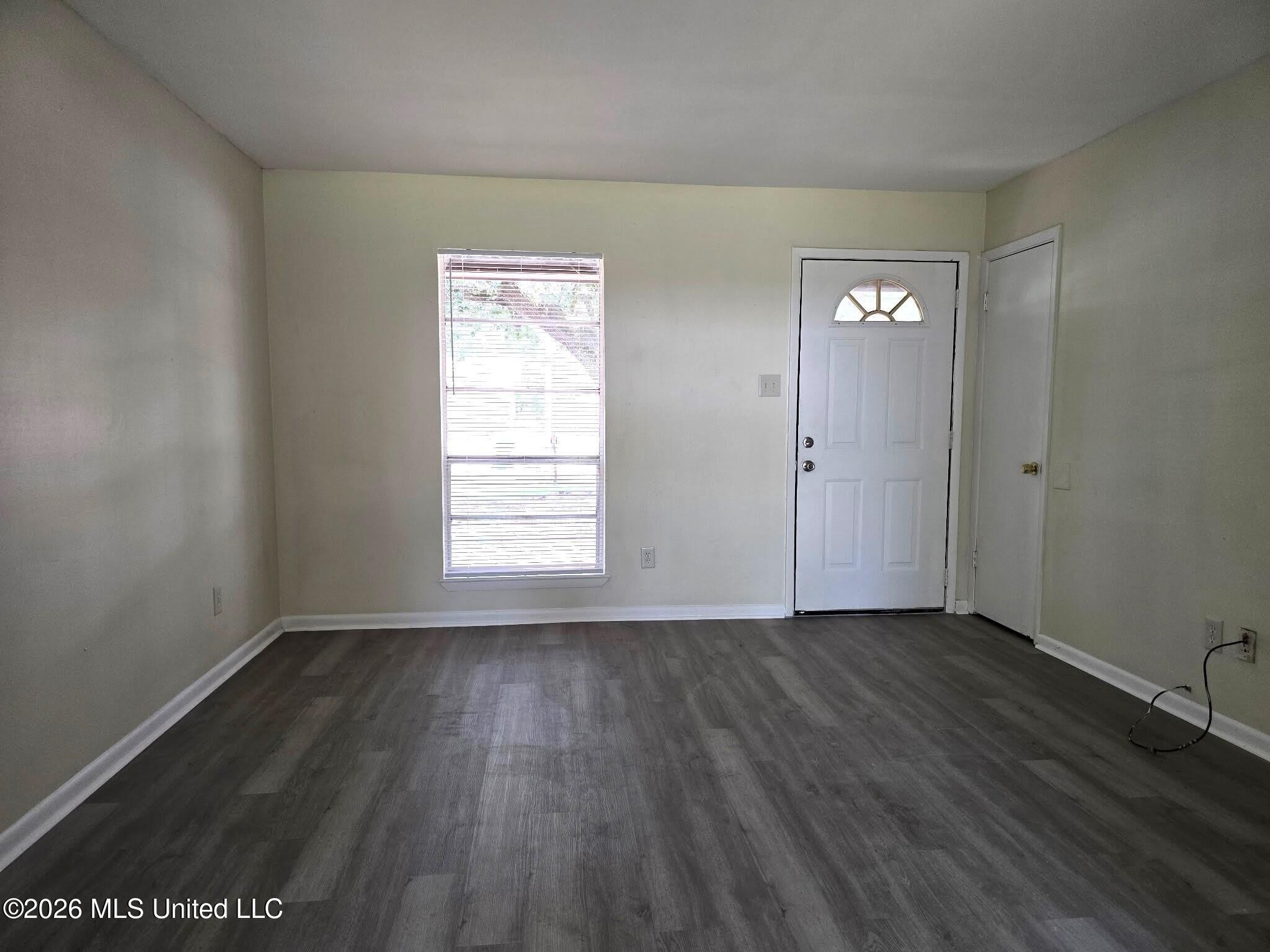 2605 W Samuel Street – photo 2