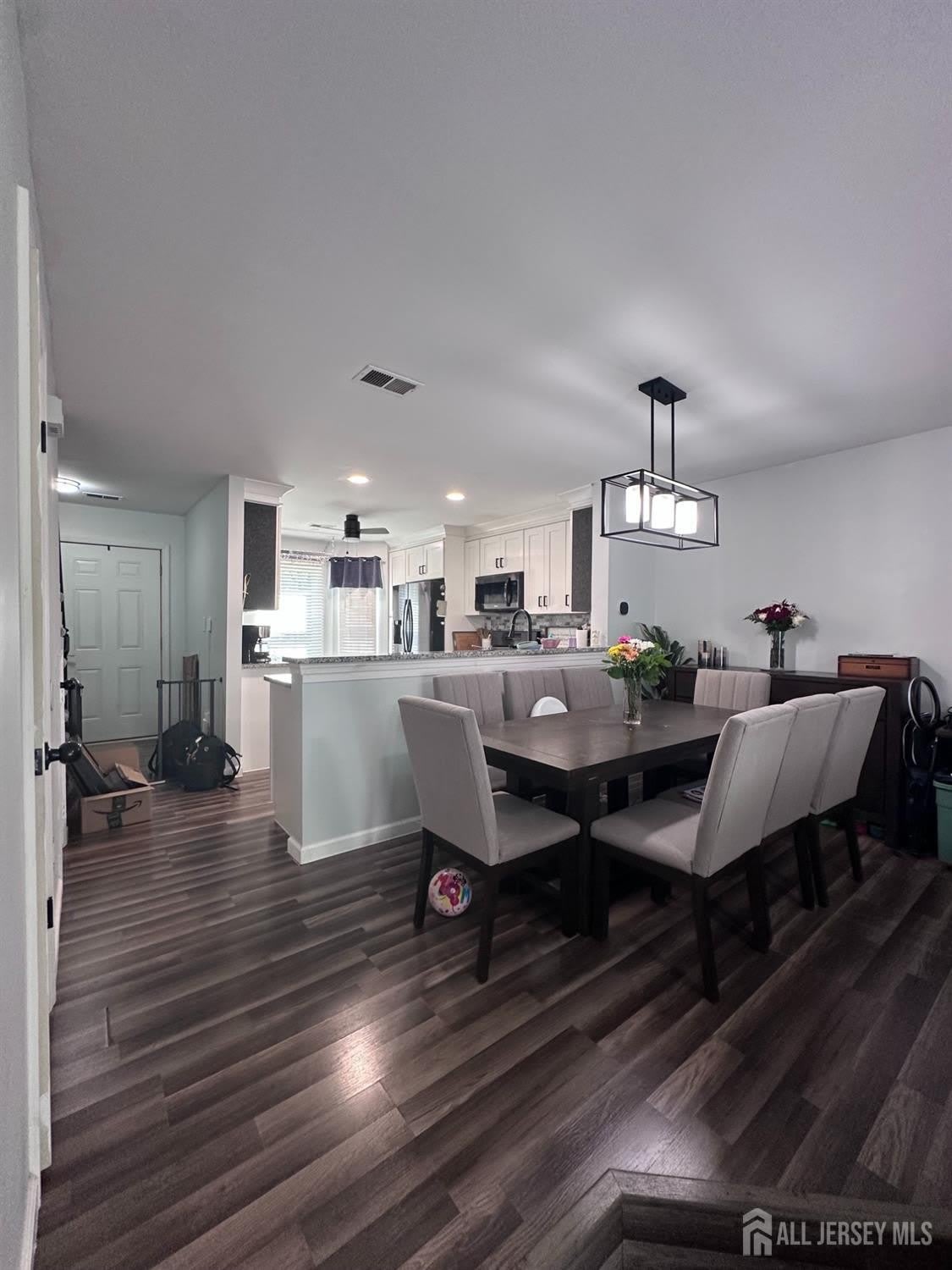 23 Washington Court – photo 4