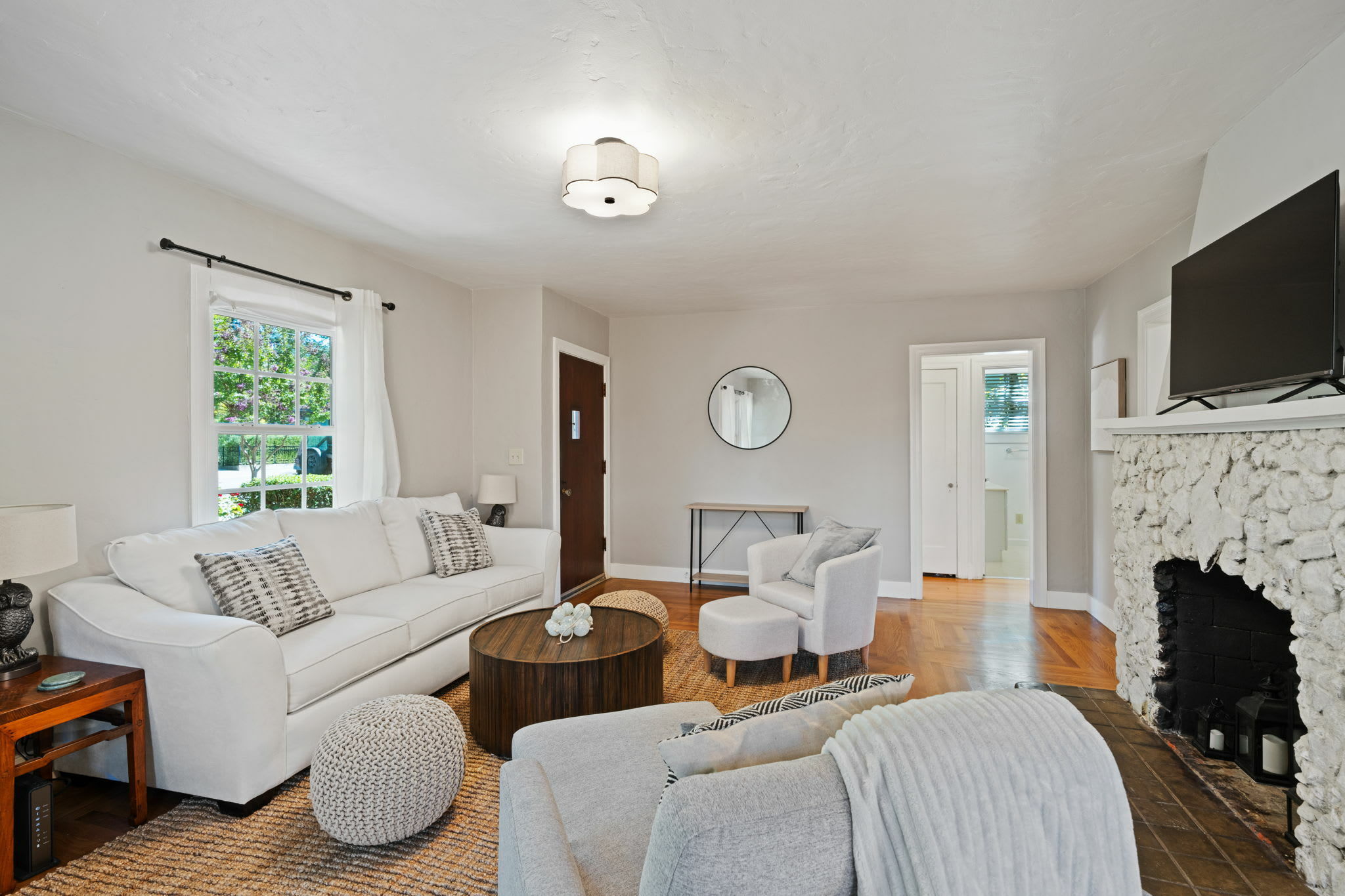 325 1st Street – photo 4
