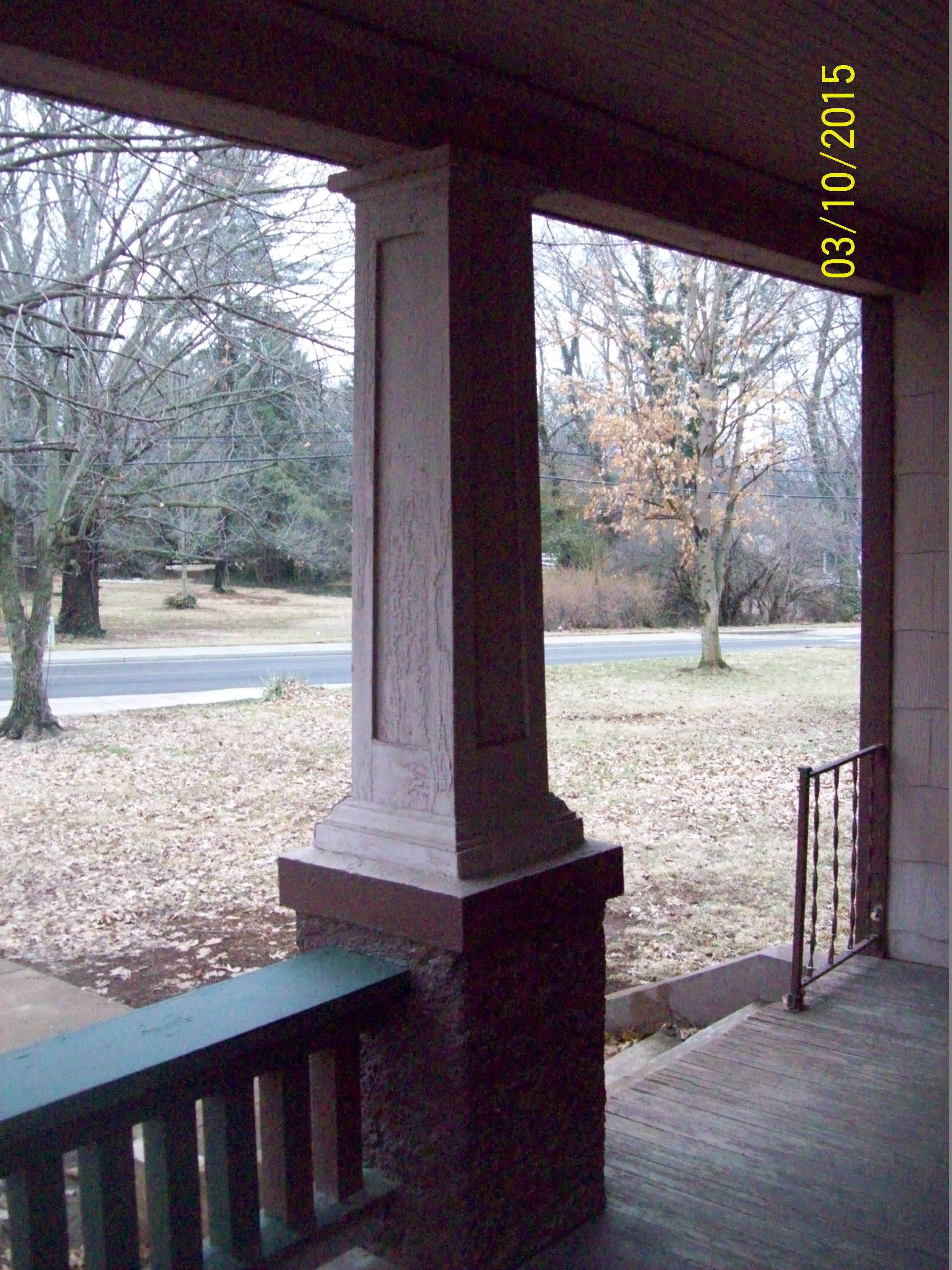 817 W Columbia St – photo 2