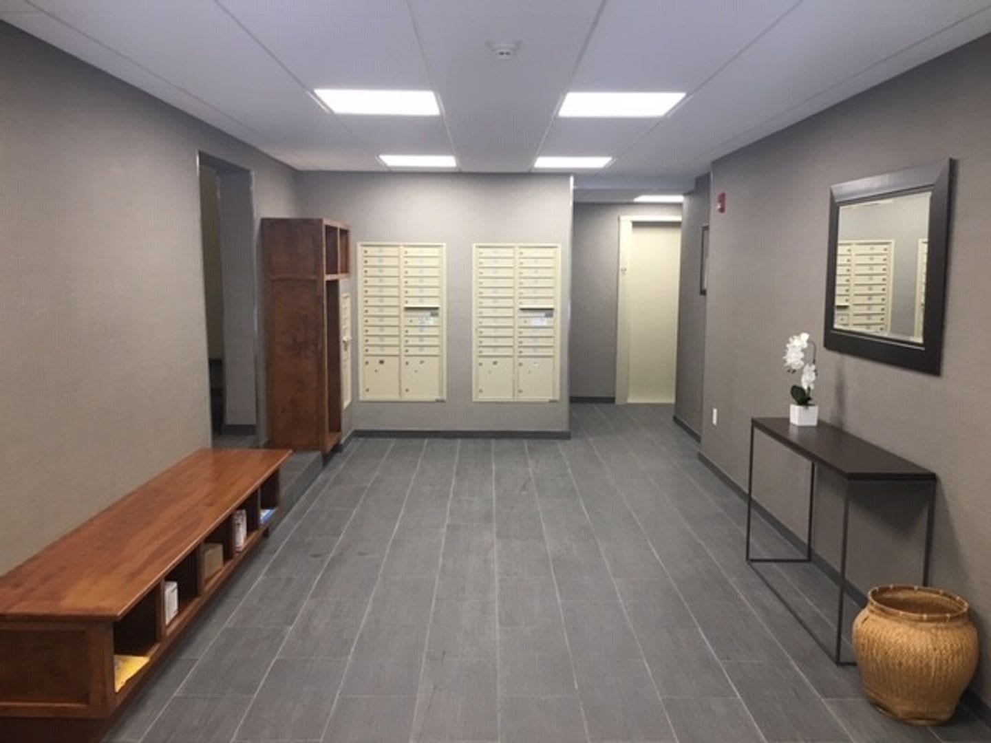 Nice 2 bed in Brookline – photo 2