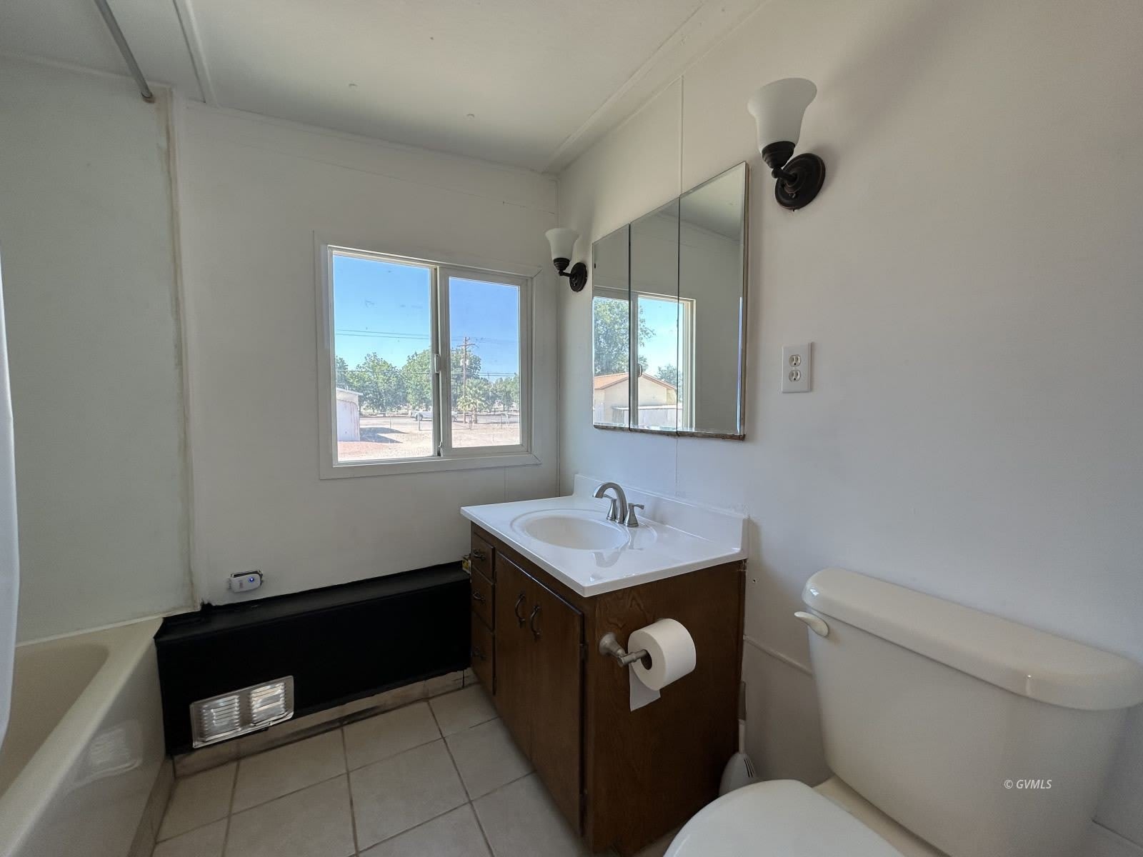 2060 S Nelson – photo 4