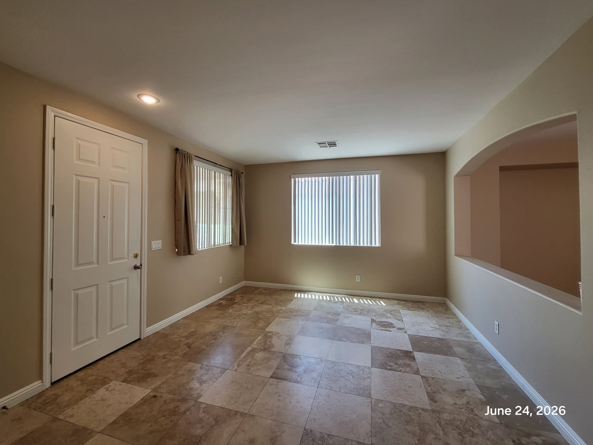 5535 Crescent Valley St. – photo 2