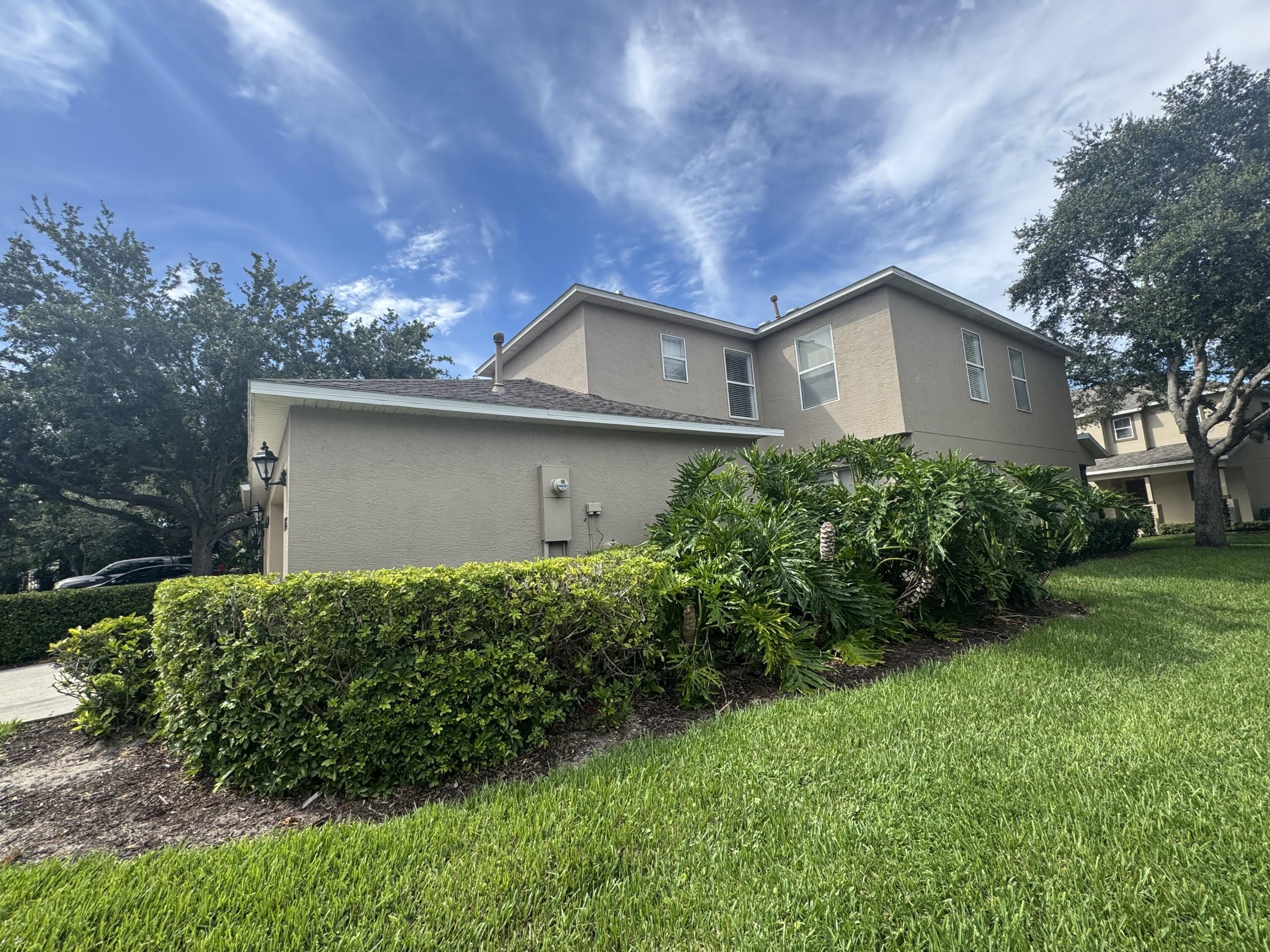 1733 Pointe W Way – photo 2