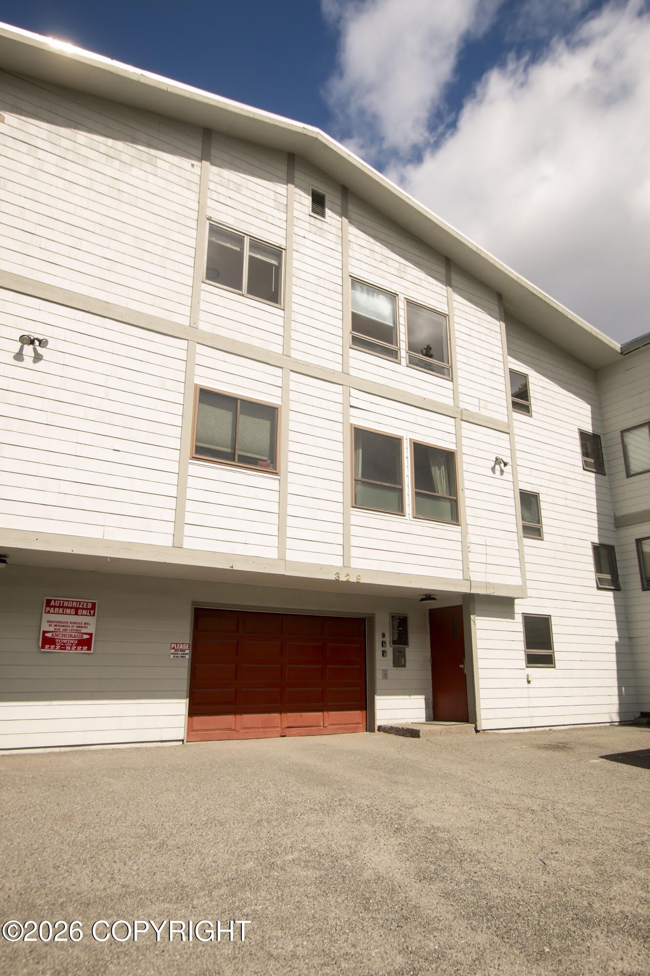 329 E 14Th Avenue – photo 2