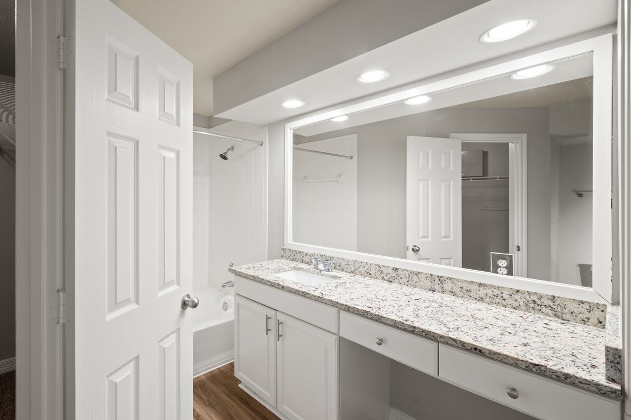 St. Andrews Apartments – photo 5