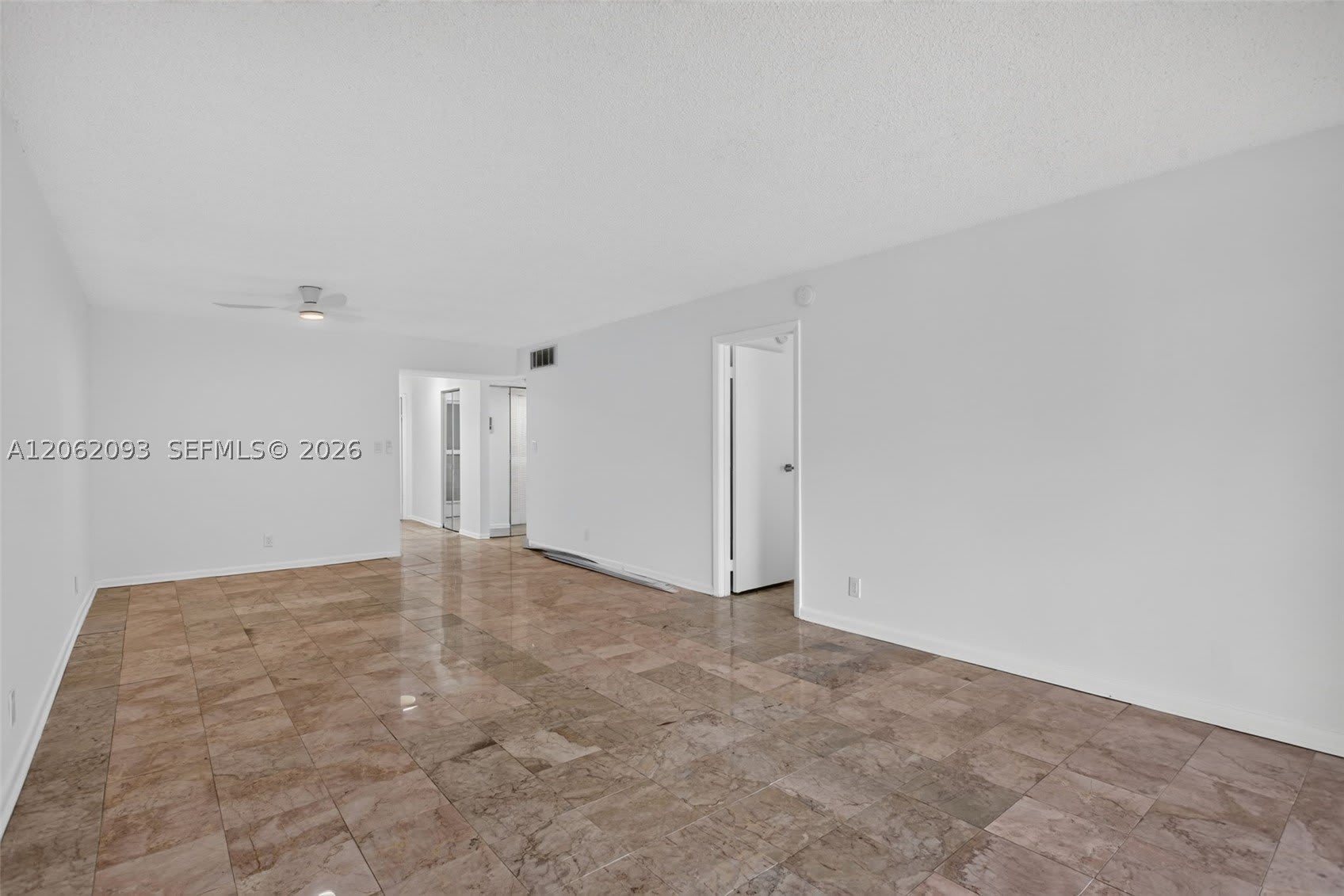 6080 Nw 44Th St – photo 3