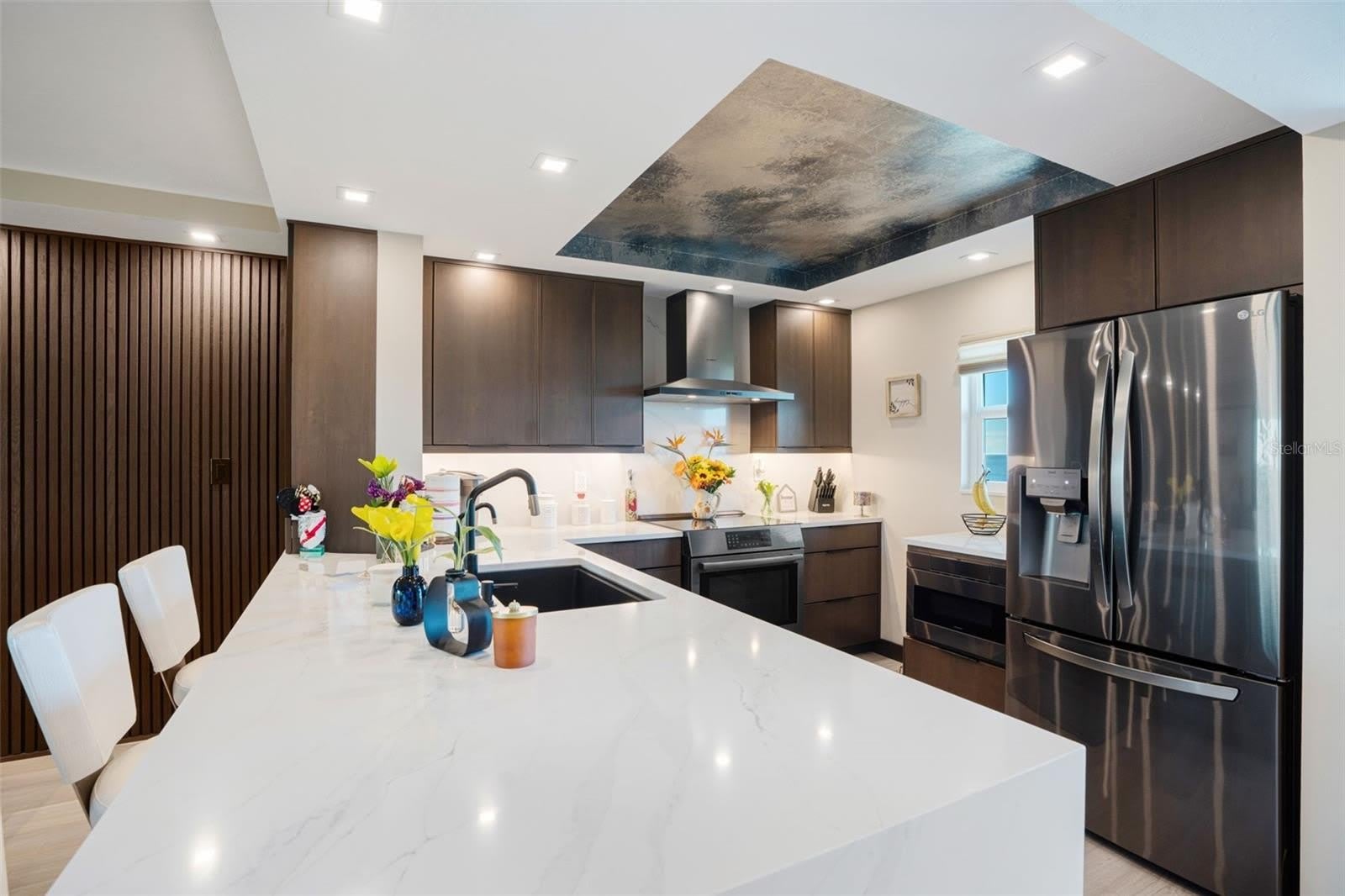 9397 MIDNIGHT PASS Road – photo 4