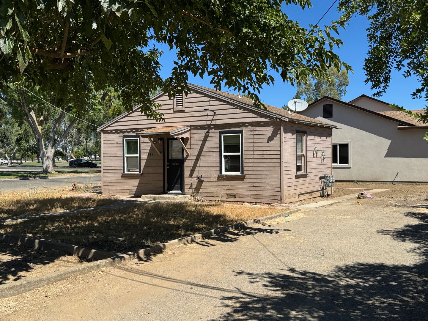 Now Available! Nice Quaint 1 Bedroom 1 Bath Home – photo 2