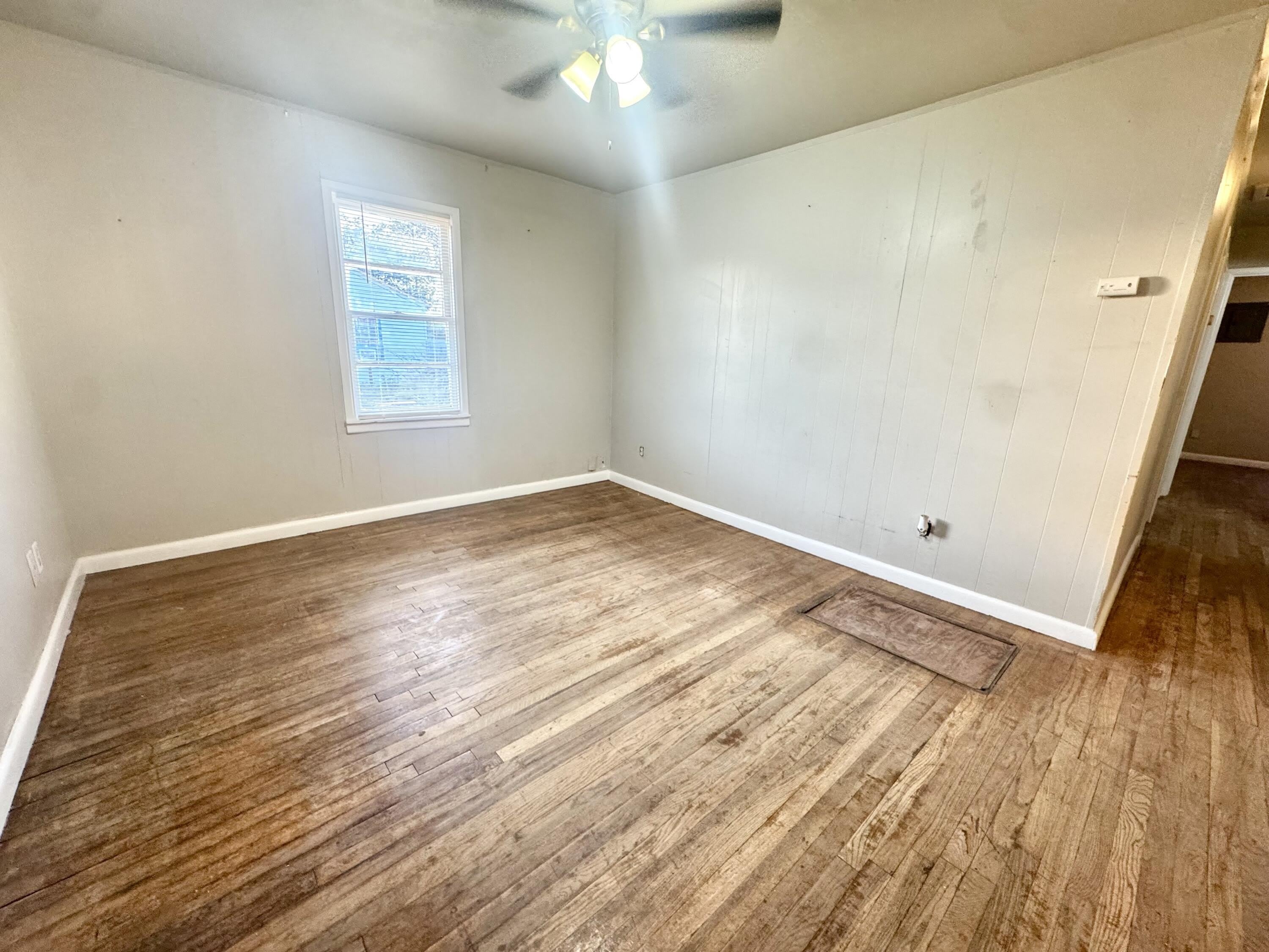 3213 Erskine Street – photo 3