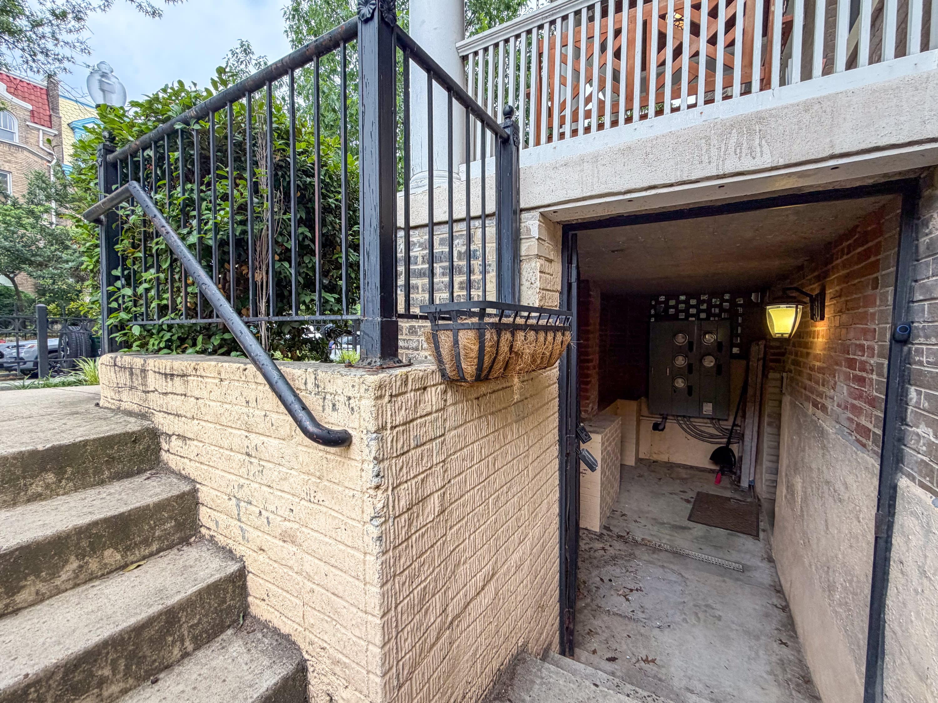 1601 Hobart Street NW #1 – photo 4
