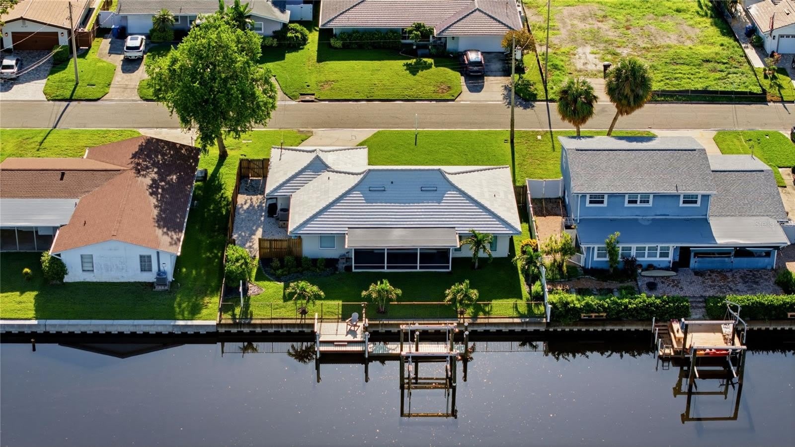 4152 13TH Lane NE – photo 2