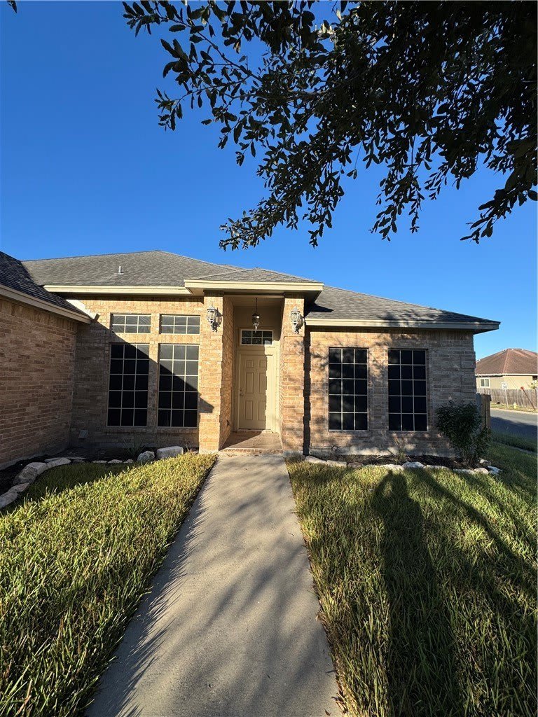 5722 Loire Boulevard – photo 2