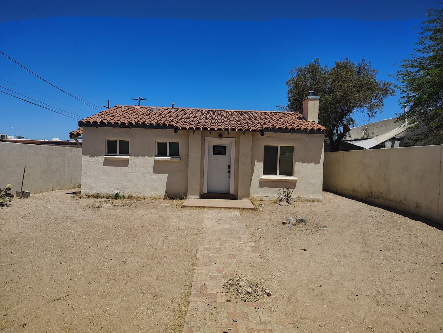 23 E. Adams St. (85705) – photo 2