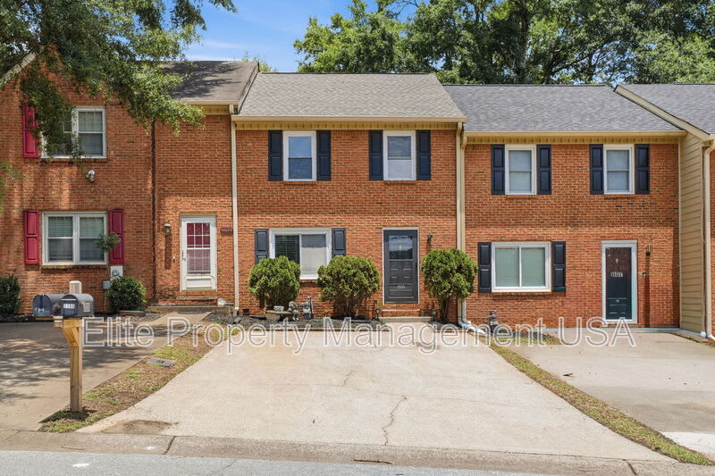 1100 Westfield Trace SE – photo 4