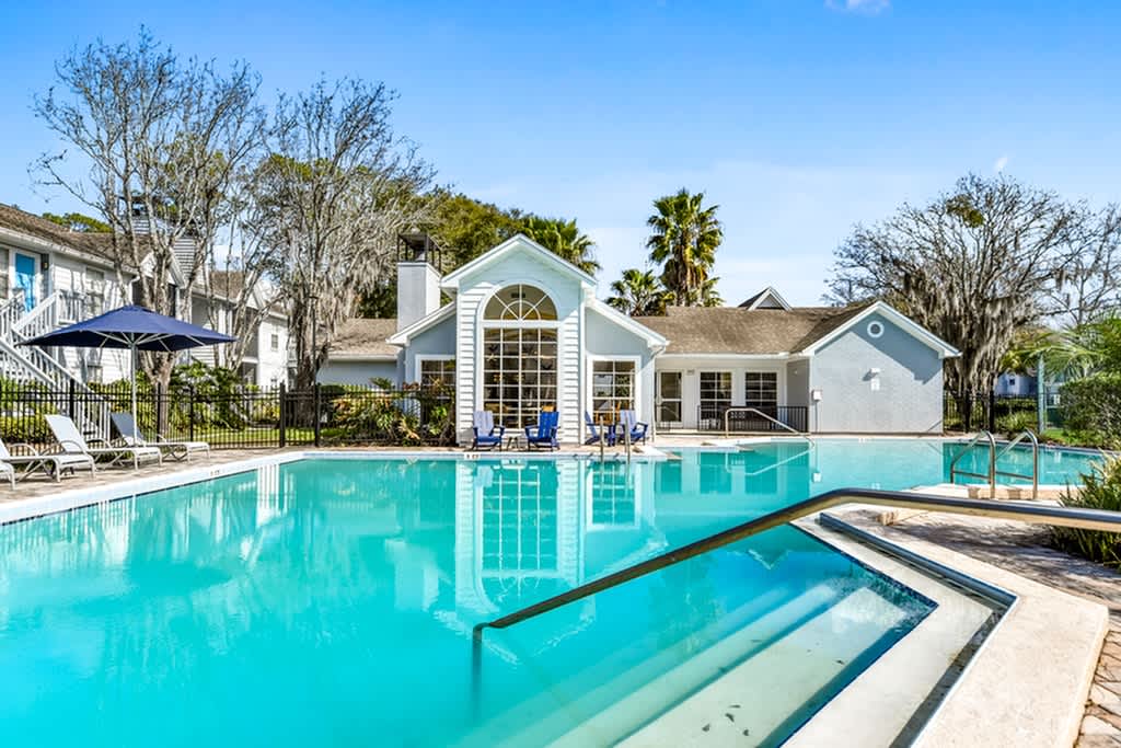 Elliot Baymeadows – photo 5