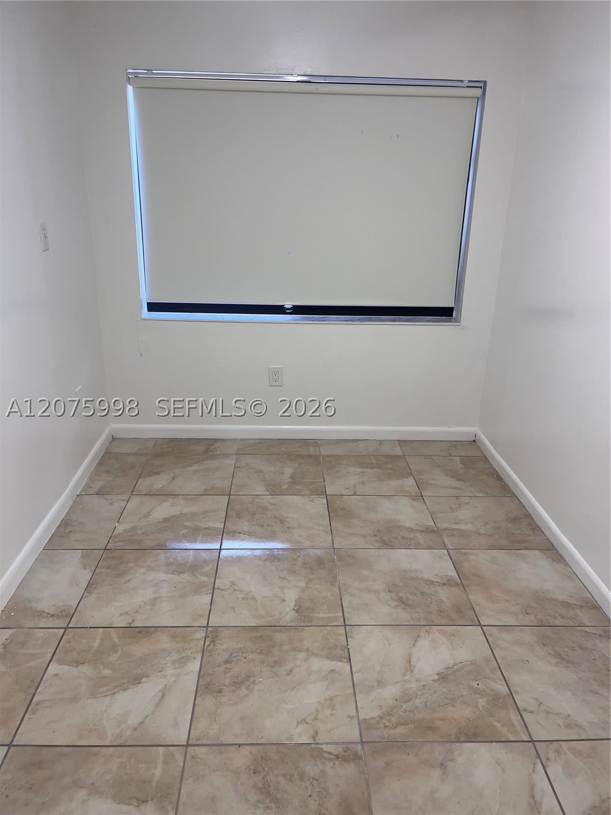 1115 SW 136th Pl – photo 4