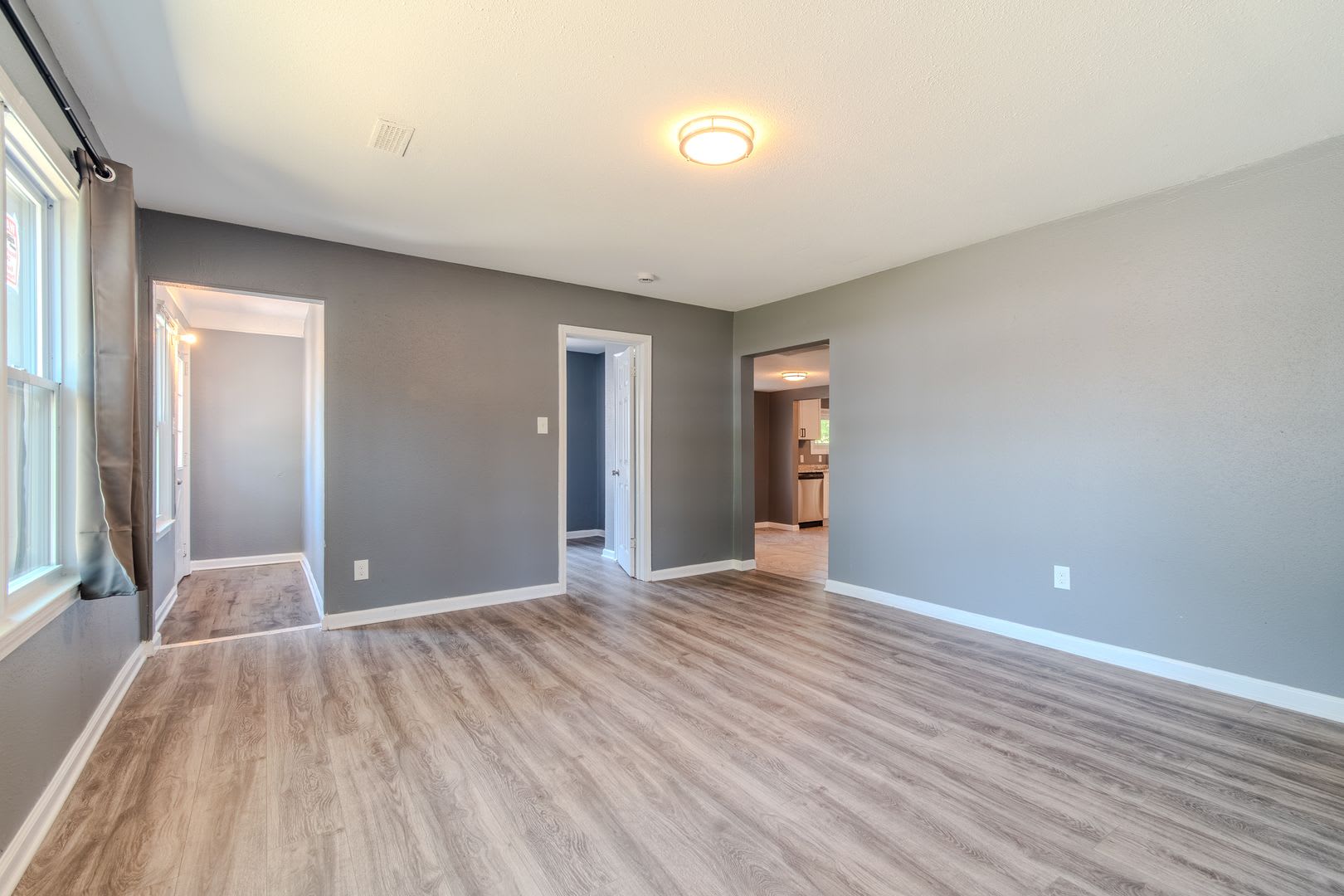 Newly Renovated Warren Gem 3 Bed/1 Bath Ranch – Move In Ready & Available Now! – photo 3