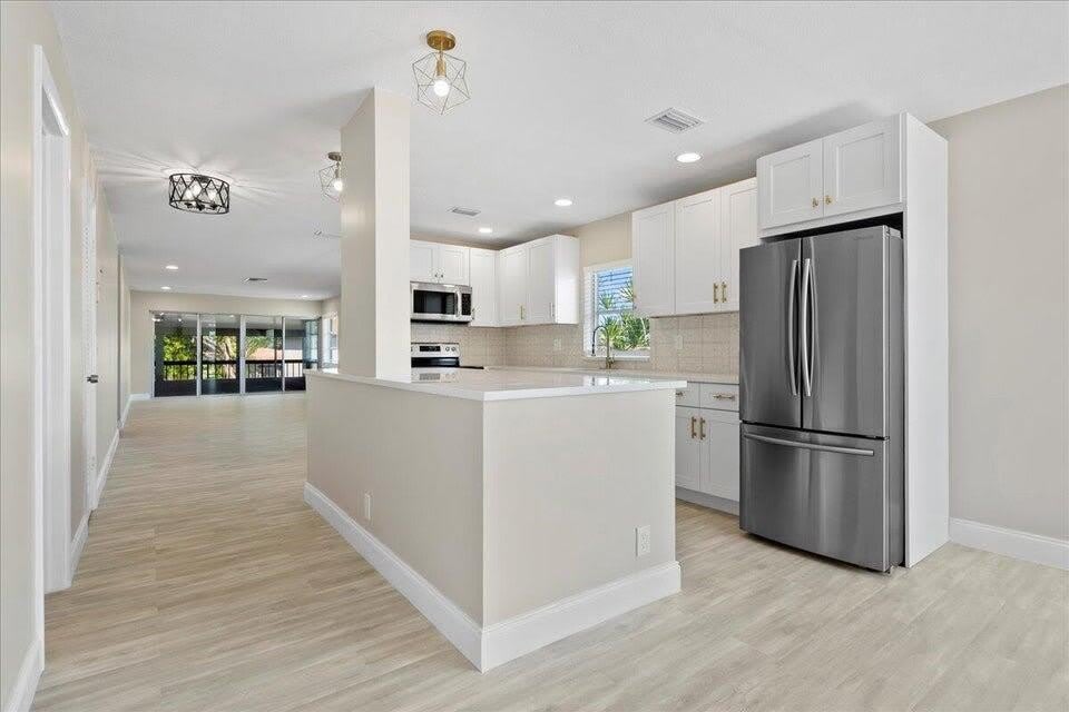 13921 Royal Palm Court – photo 1
