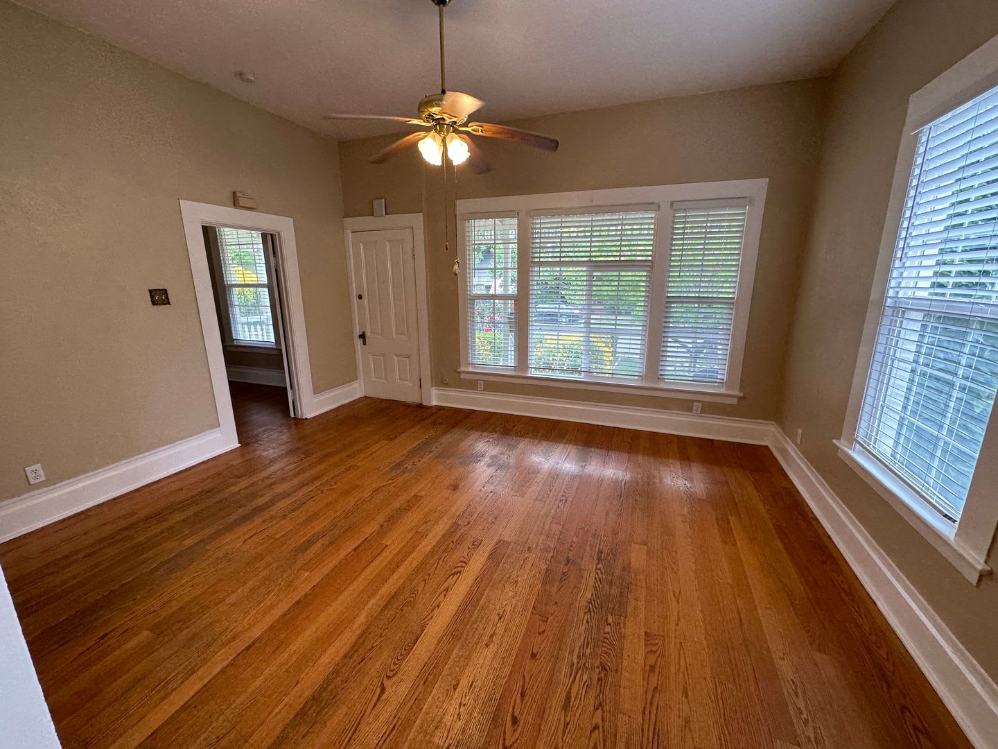 Single Story 3 Bedroom 2 Bath Home near Downtown Antioch – photo 4