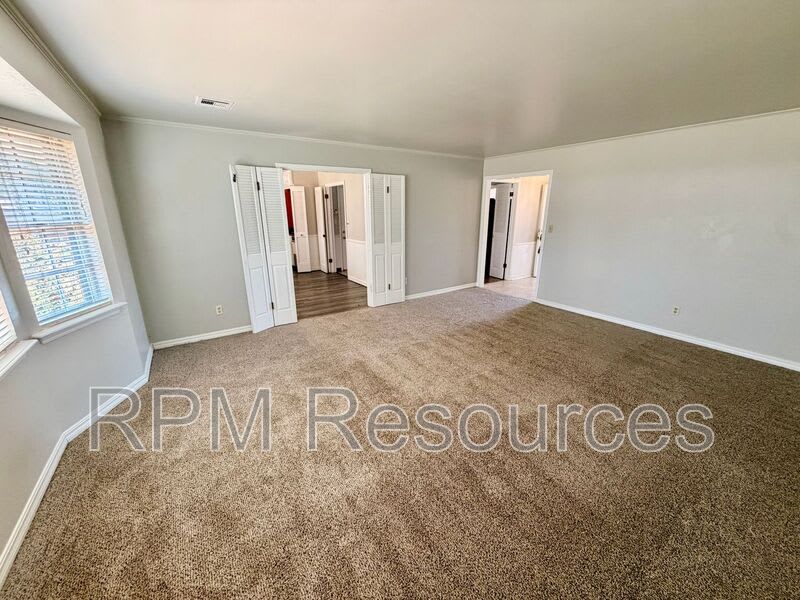 4120 Nw 44Th St – photo 5