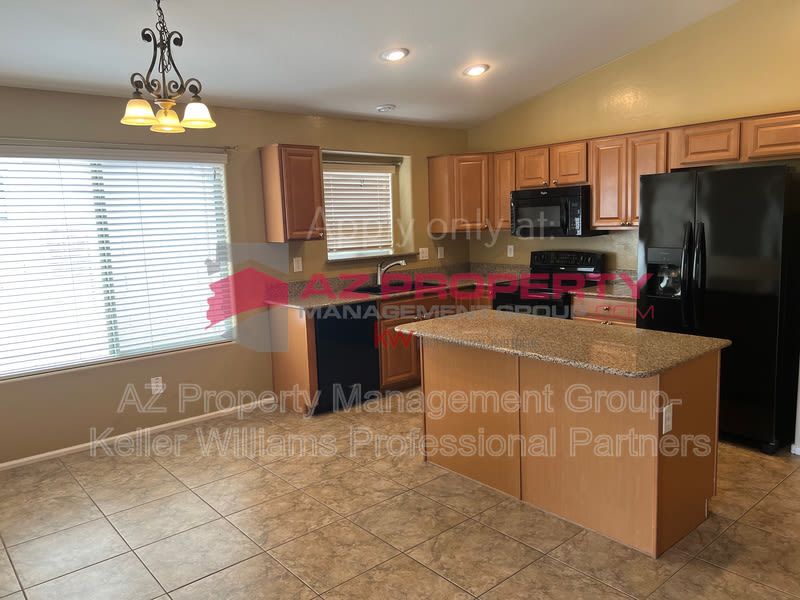 17851 W Eugene Ter – photo 4