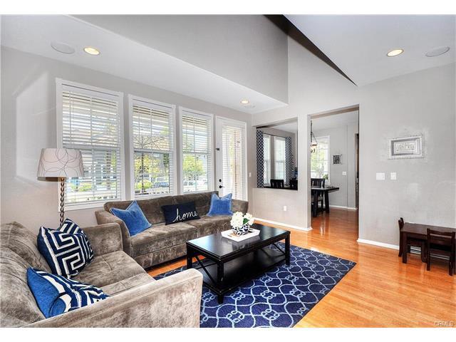 End Unit 3 Bedroom Townhouse Style Home – photo 5